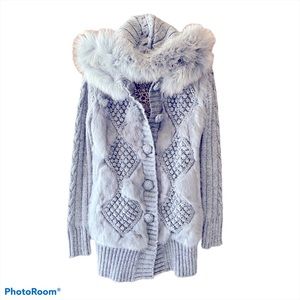 ☘️MARKED DOWN: Beautiful Fur Hooded cardig…